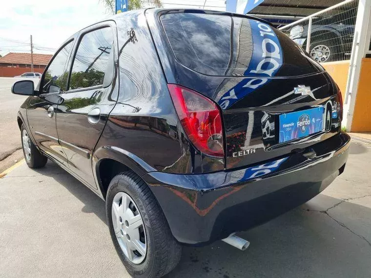 Chevrolet Celta Preto 4