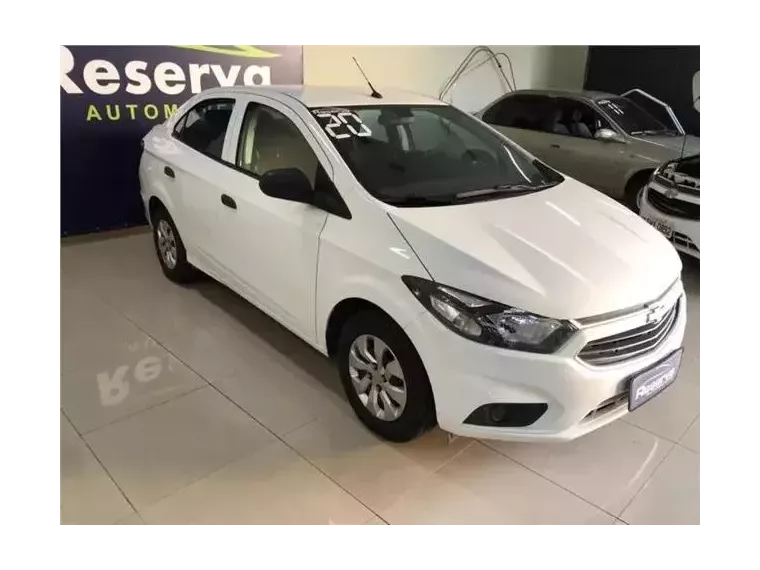 Chevrolet Joy Branco 9