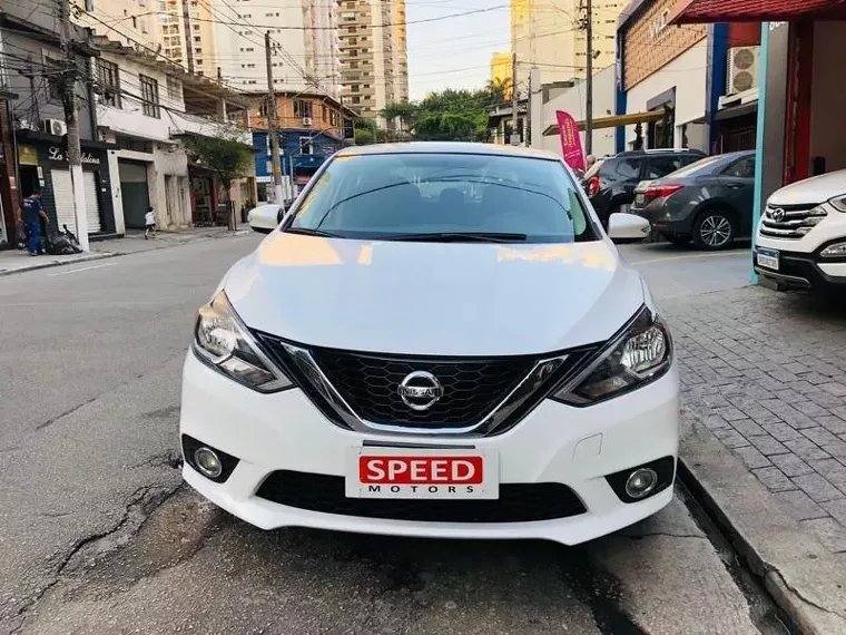 Nissan Sentra Branco 8