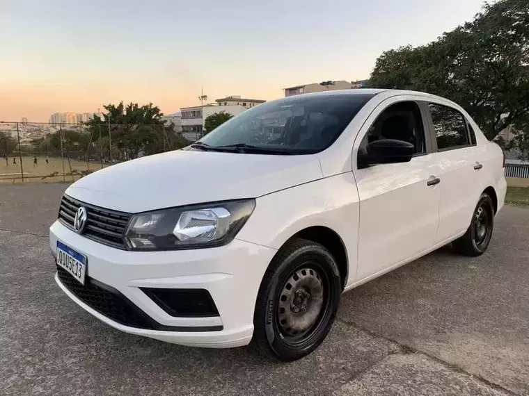 Volkswagen Voyage Branco 4