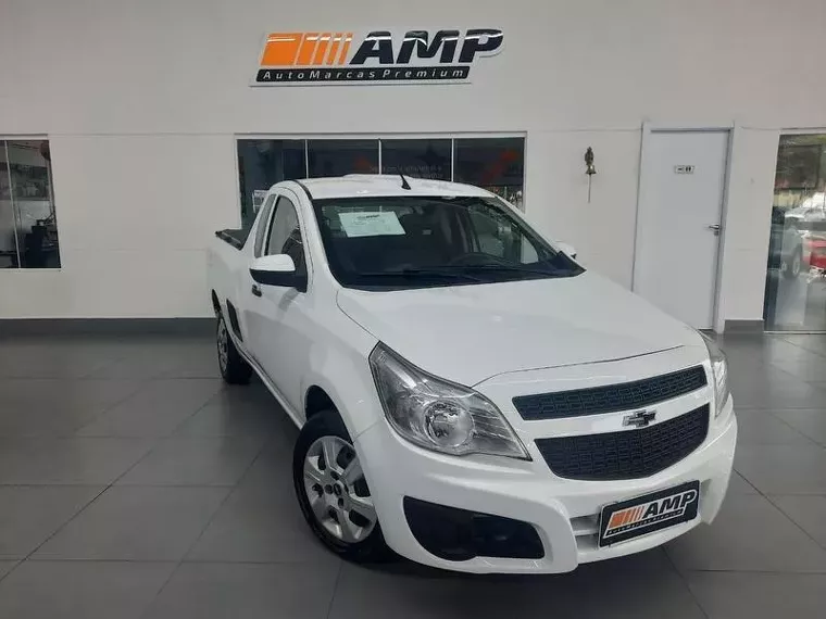 Chevrolet Montana Branco 3