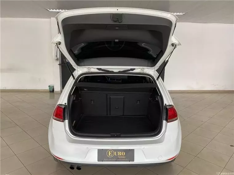 Volkswagen Golf Branco 17