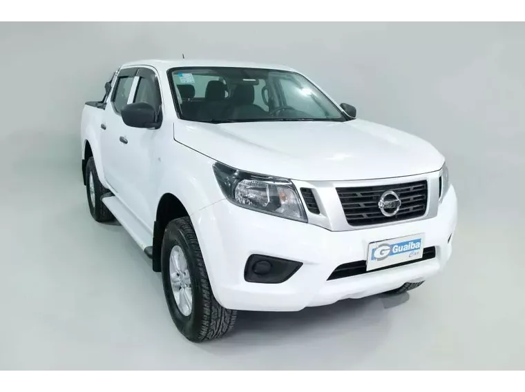 Nissan Frontier Branco 2