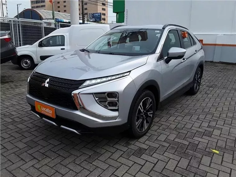 Mitsubishi Eclipse Cross Prata 3