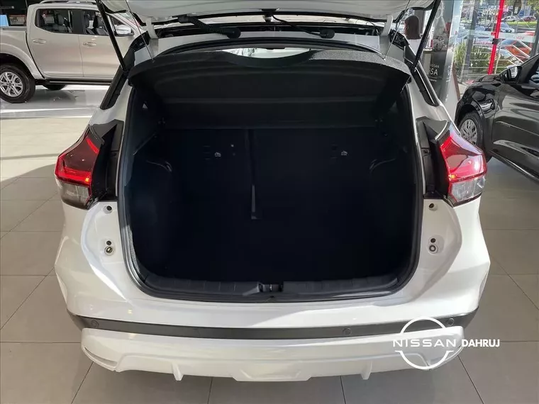 Nissan Kicks Branco 11