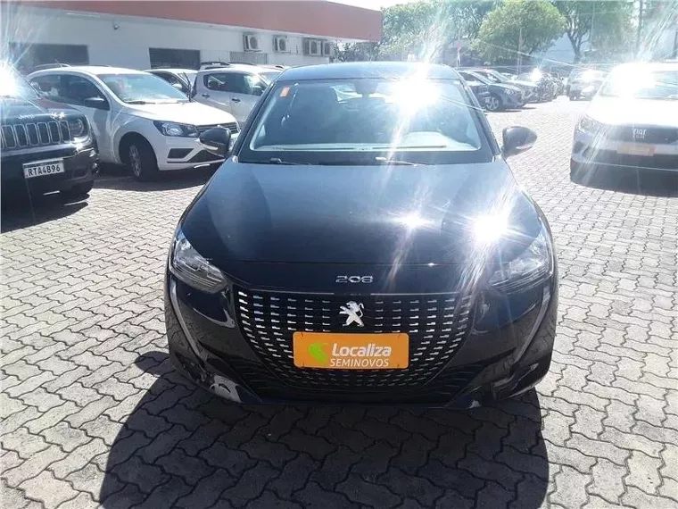 Peugeot 208 Preto 3