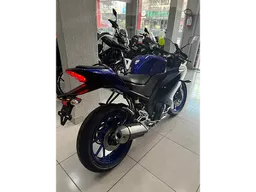 YZF R15