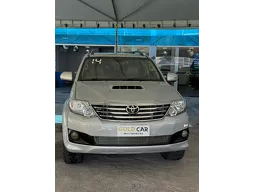 Toyota Hilux SW4