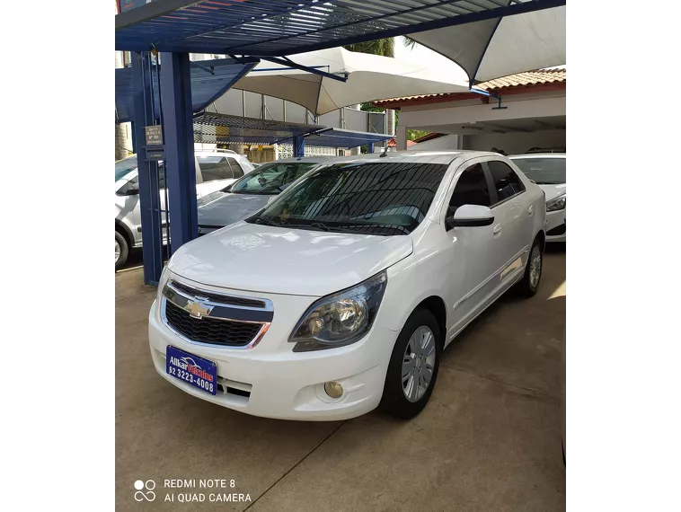 Chevrolet Cobalt Branco 12