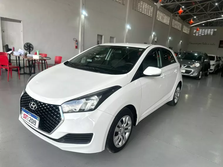 Hyundai HB20 Branco 8