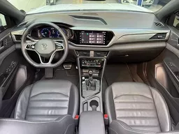 Volkswagen Taos
