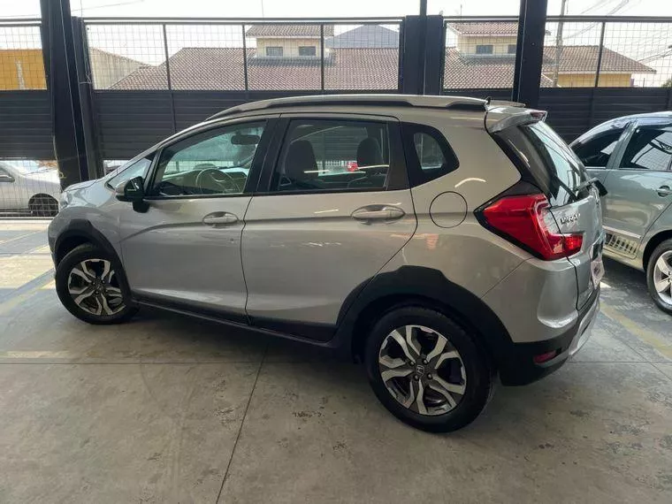 Honda WR-V Prata 6