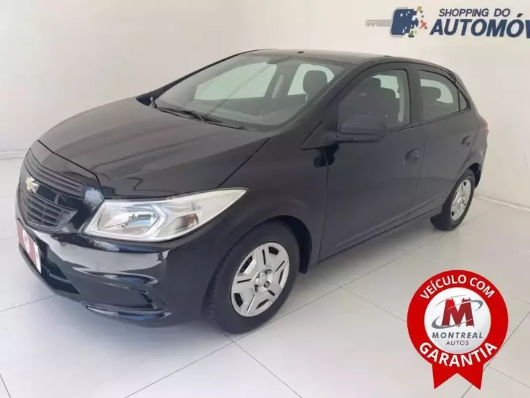 Chevrolet Onix Preto 1