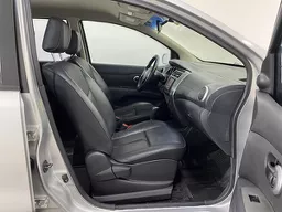 Nissan Livina