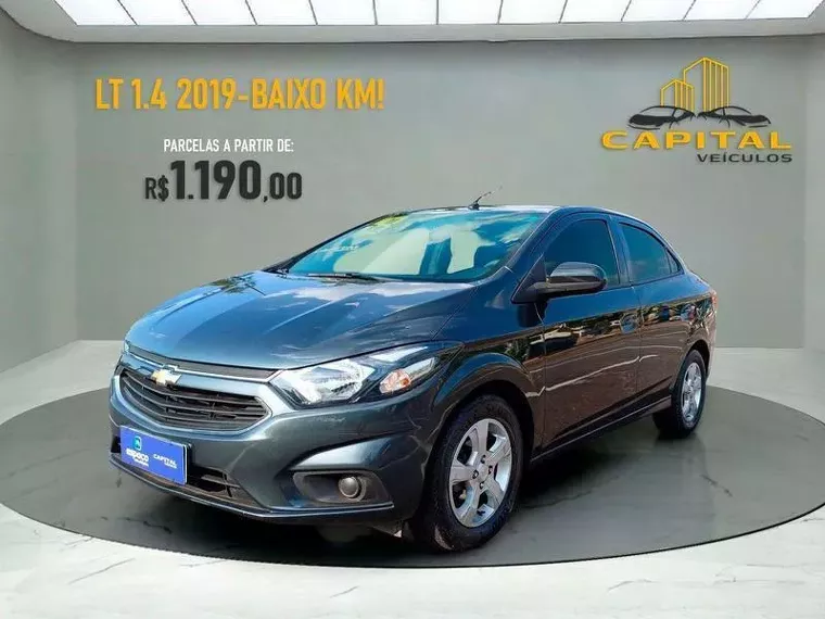 Chevrolet Prisma Cinza 1