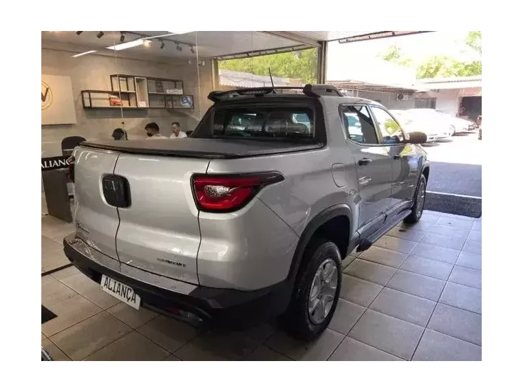 Fiat Toro Prata 3