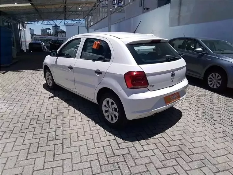 Volkswagen Gol Branco 5