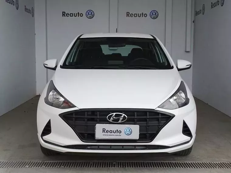 Hyundai HB20 Branco 10