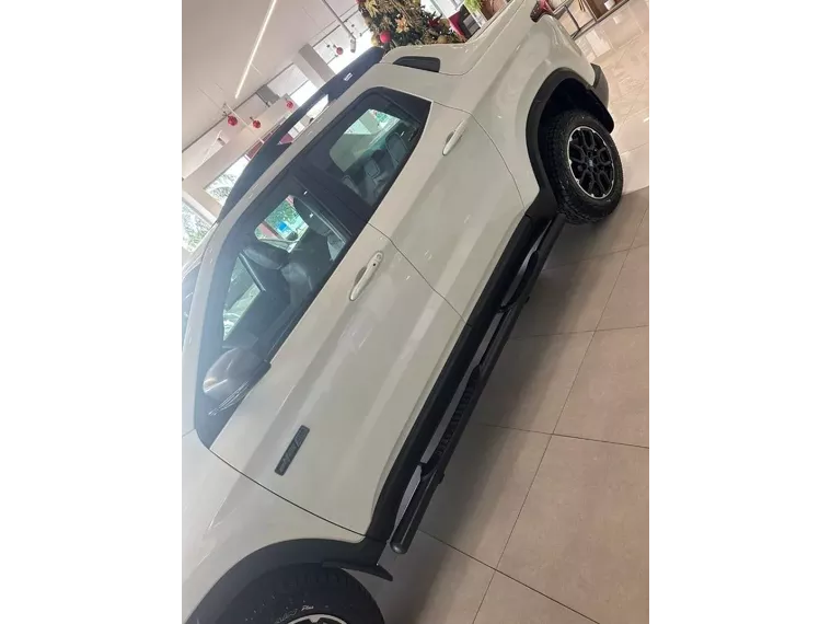 Fiat Toro Branco 2