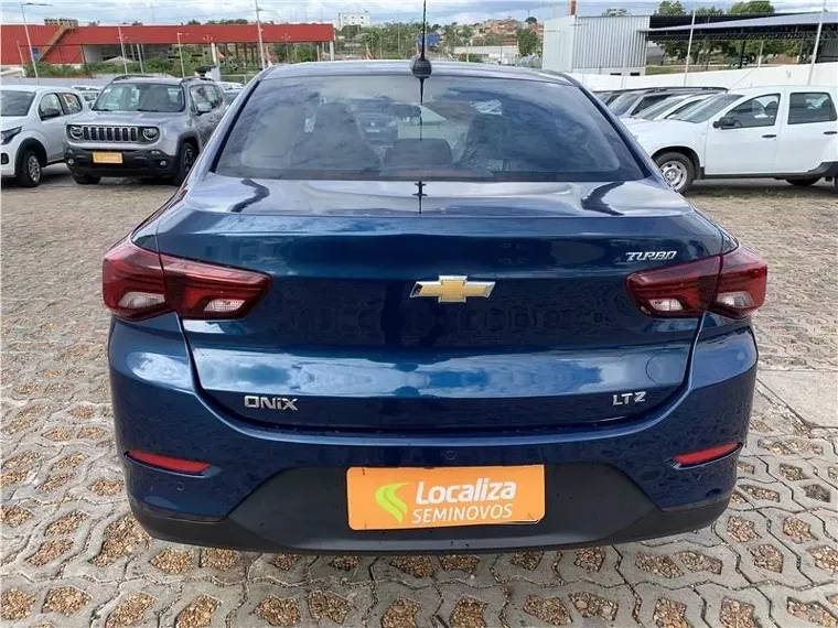 Chevrolet Onix Azul 3