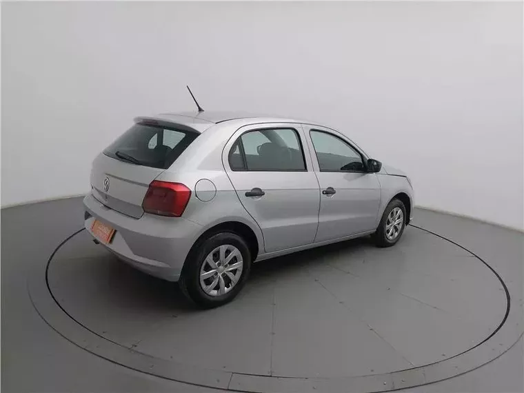 Volkswagen Gol Prata 18