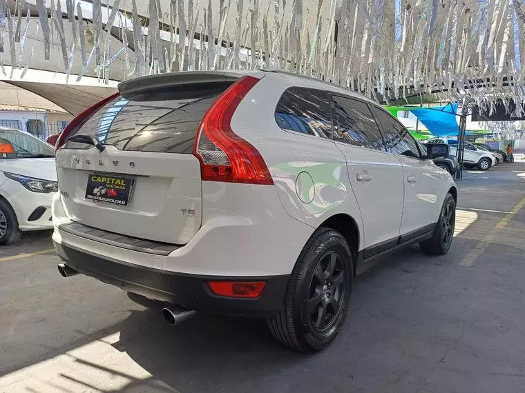 Volvo XC60 Branco 8