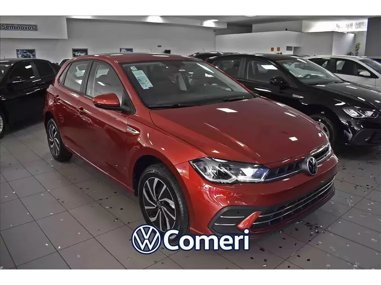 Volkswagen Polo Hatch Vermelho 1