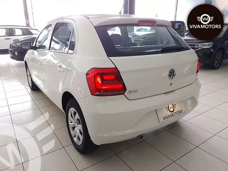 Volkswagen Gol Branco 8