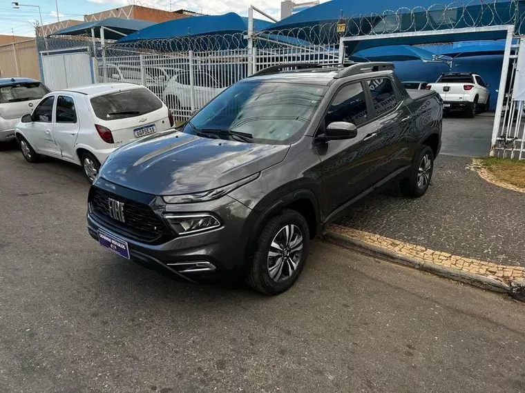 Fiat Toro Cinza 5