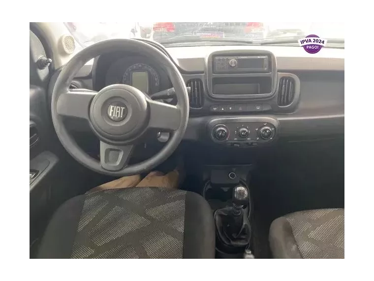 Fiat Mobi Prata 3