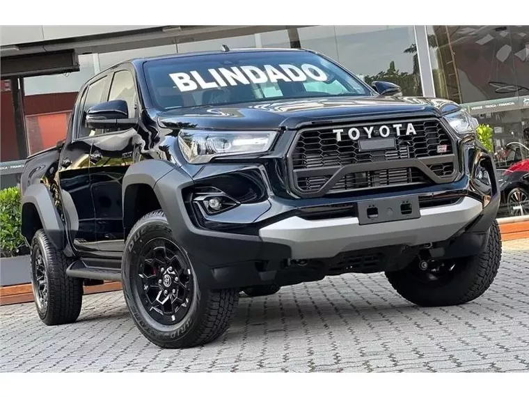 Toyota Hilux Preto 2