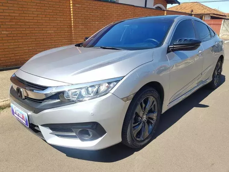 Honda Civic Prata 11