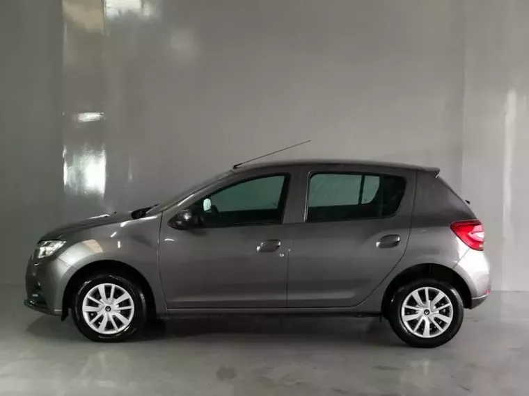 Renault Sandero Cinza 19