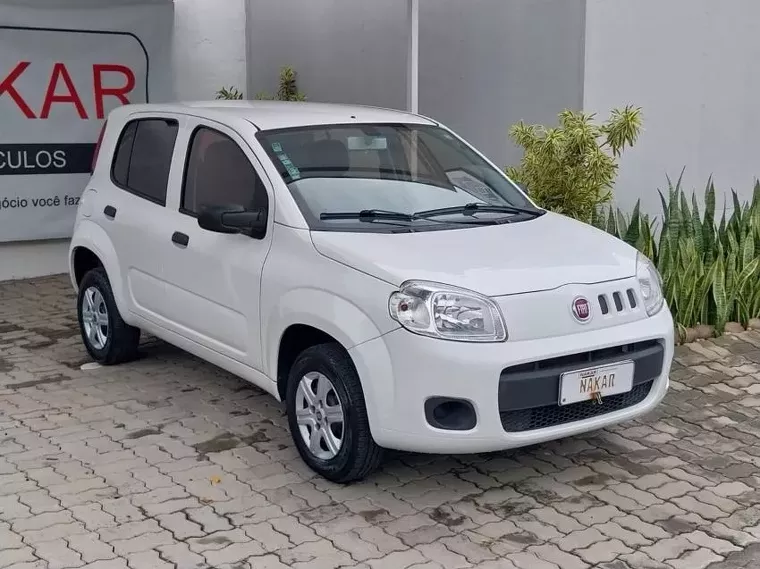 Fiat Uno Branco 1