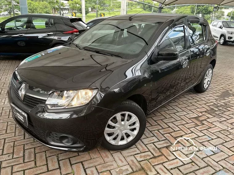 Renault Sandero Preto 14