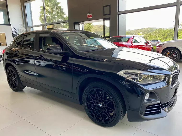 BMW X2 Preto 15