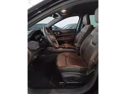 Jeep Commander
