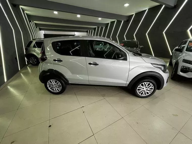 Fiat Mobi Prata 30