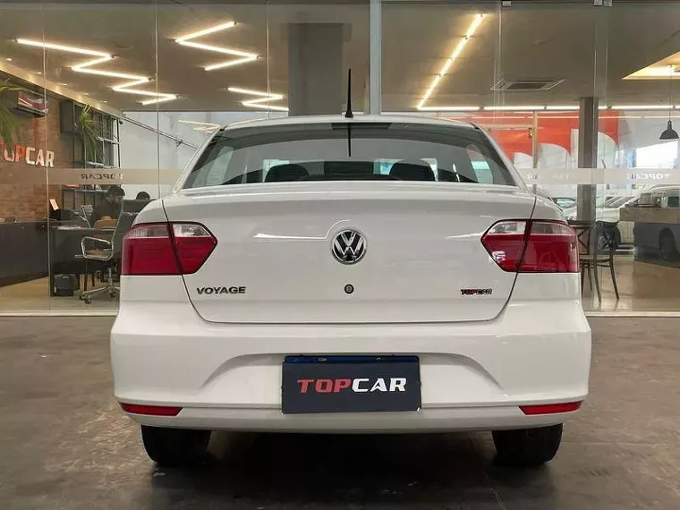 Volkswagen Voyage Branco 2