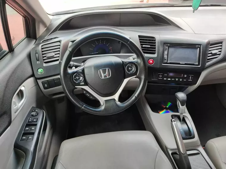 Honda Civic Preto 15