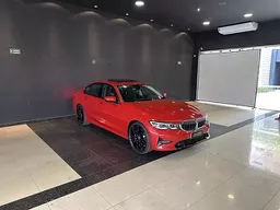 BMW 330i