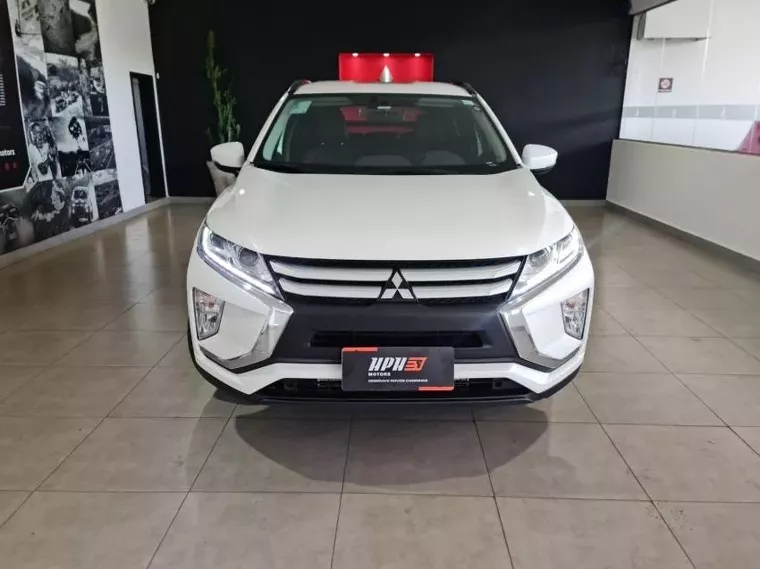 Mitsubishi Eclipse Cross Branco 2