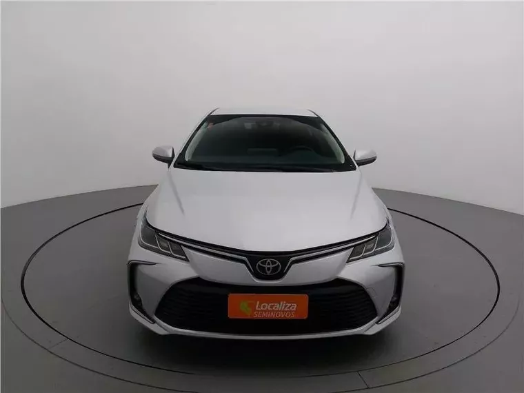 Toyota Corolla Prata 3