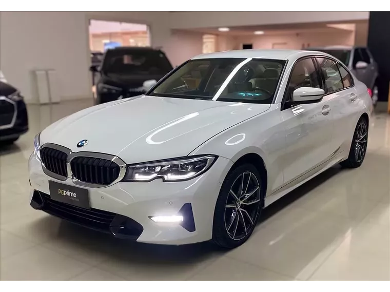 BMW 320i Branco 1