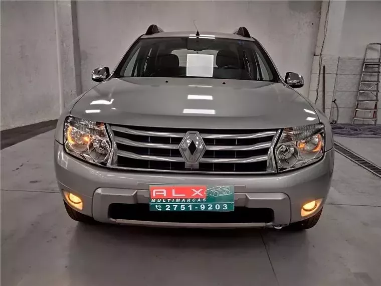 Renault Duster Prata 9