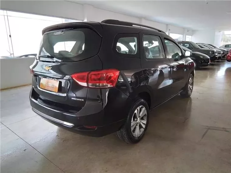 Chevrolet Spin Preto 11