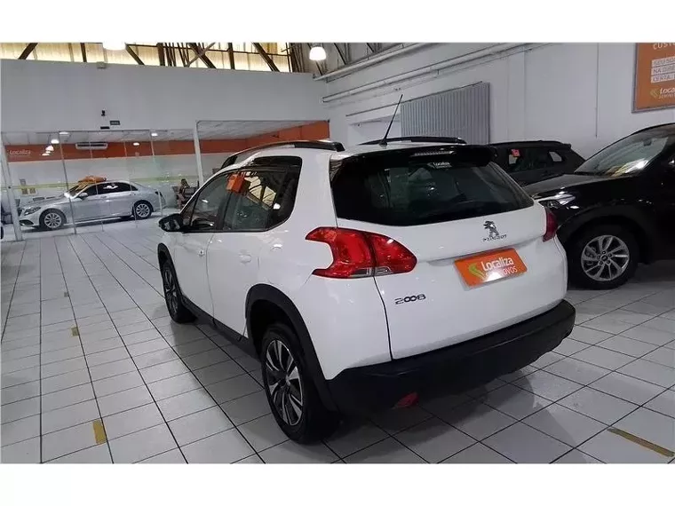 Peugeot 2008 Branco 3