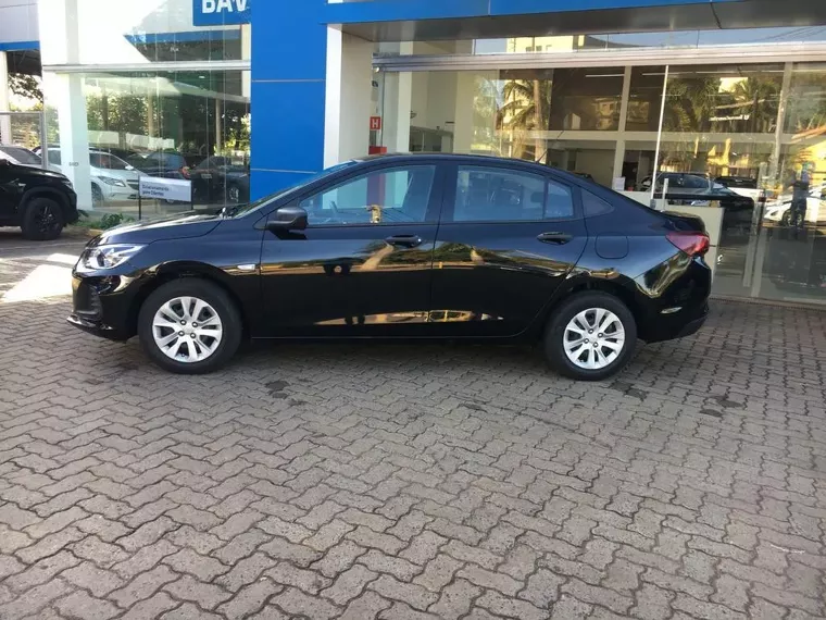 Chevrolet Onix Preto 3