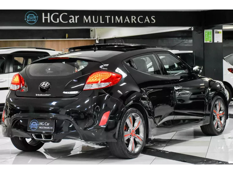 Hyundai Veloster Preto 12