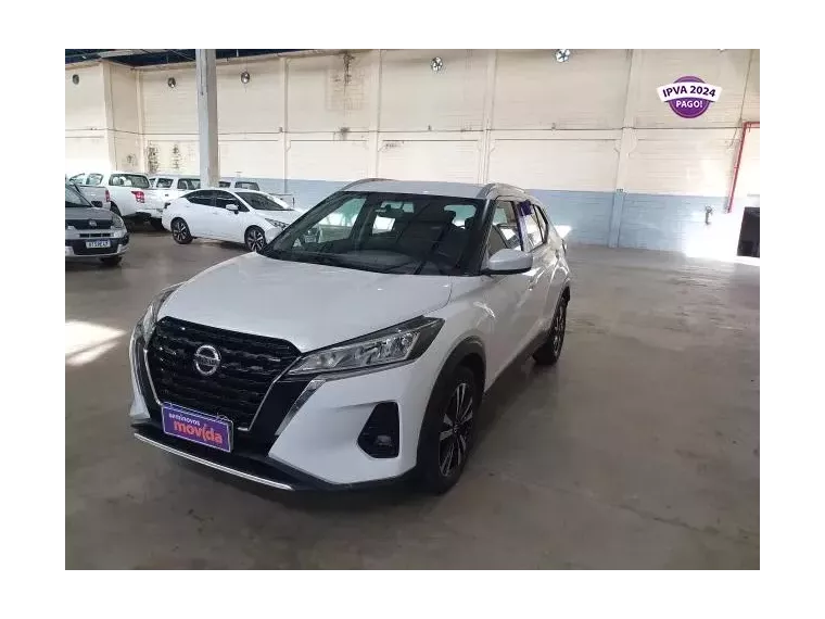 Nissan Kicks Branco 4